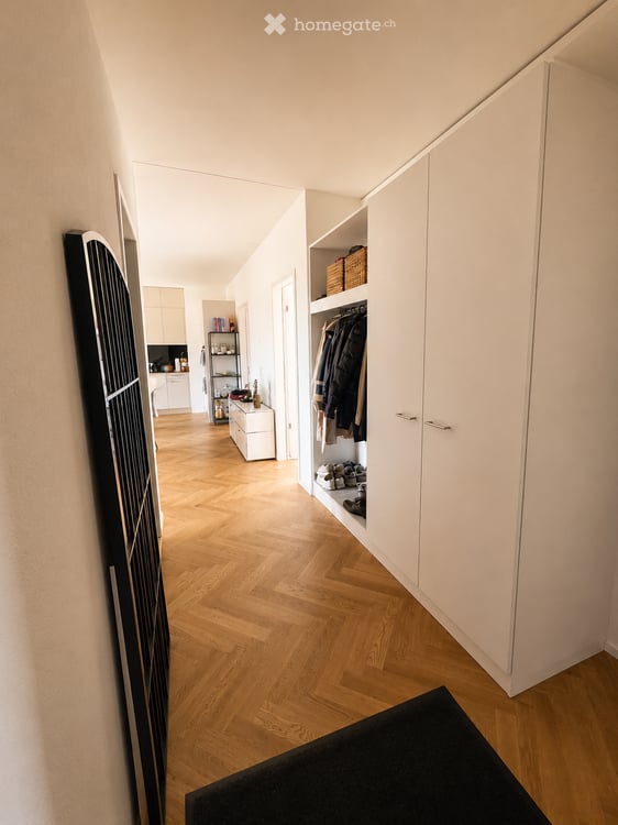 Moderne 3.5-Zimmer-Wohnung mit Balkon und herrlicher Aussicht in Stettlen 6