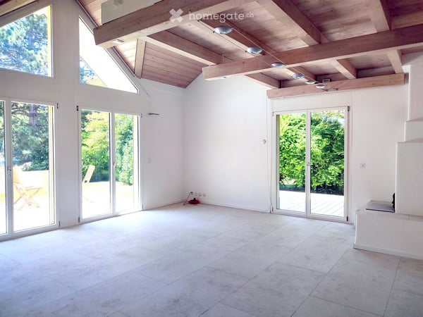 Haus direkt am Wasser in Sugiez (Vully) - Maison les pieds dans l'eau à Sugiez (Vully) 1