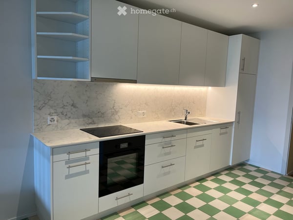 Appartement restauré et lumineux de 2.5 pièces dans le bourg de Lutry 3
