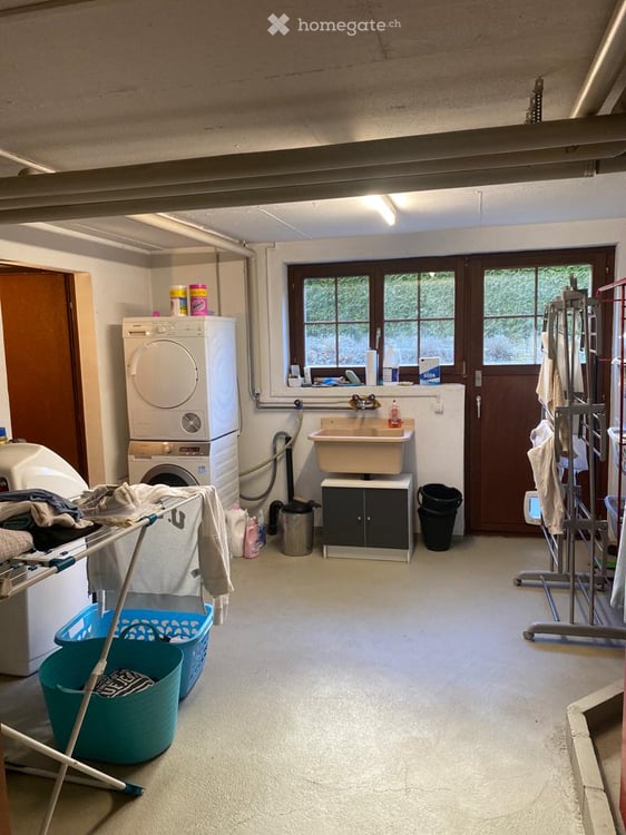 Charmantes 6.5-Zimmer-Einfamilienhaus mit Pool in Hermetschwil-Staffeln 19