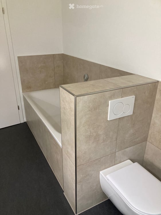 Moderne 5.5-Zimmer-Wohnung mit Garage und Balkon in Elsau 11