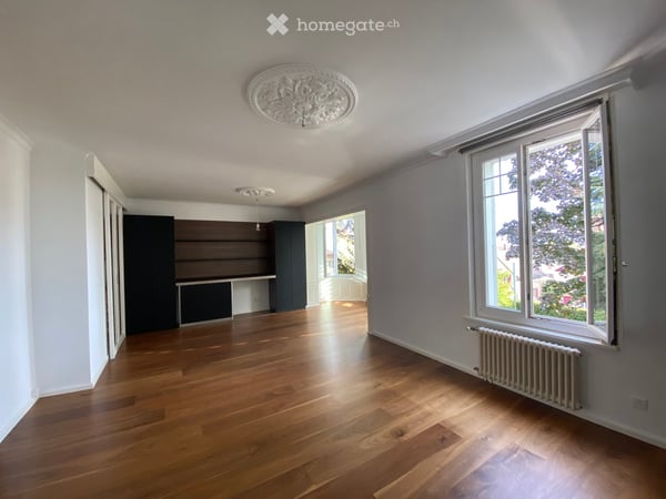 Majestueuse maison ancienne de 7 pièces rénovée à Corcelles NE 19
