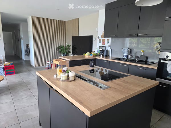 Appartement attique de 4.5 pièces avec vue sur les montagnes – Sion 1