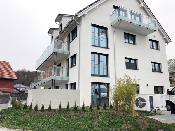 Wohnen im Grünen - Stilvolle Neubau 3-Zimmer-Wohnung 8