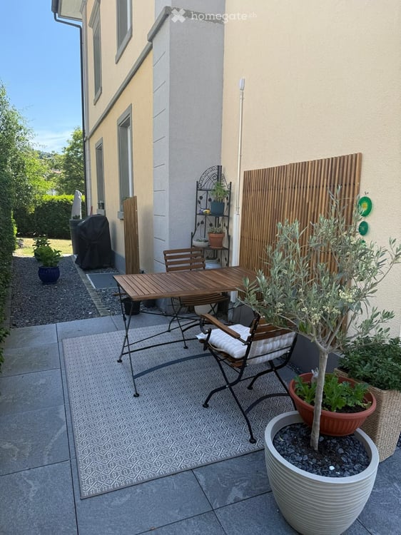 Wohnung in freistehender Jugendstilvilla mit Charakter – 5 Zimmer, 160 m², Garten 10