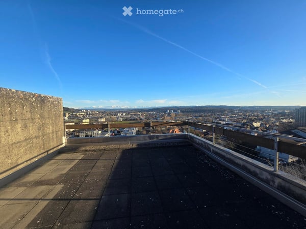 2.5p / 2.5-Zi mit privatem Rooftop & Parkplatz 8