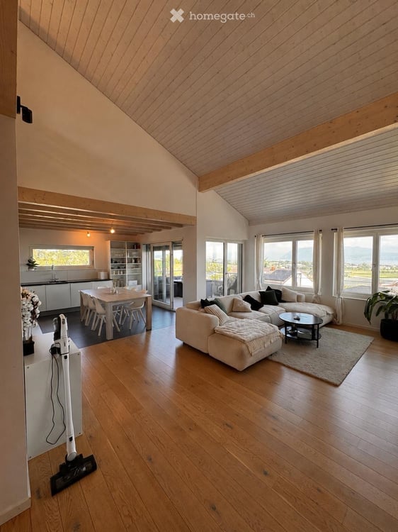 🏠 URGENT – Reprise de bail | 3,5 pièces en duplex, vue sur le lac | Aubonne 2