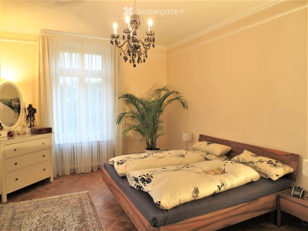 Villenquartier Kirchenfeld, stilvolle 4.5-Zimmer-Wohnung mit Garten 5