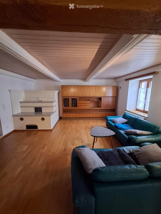 Maison individuelle de 6 pièces avec vue et garage à Pleigne 3