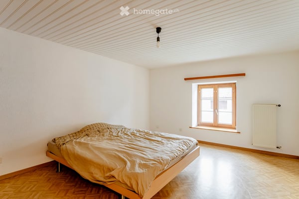 Maison de 6 pièces avec grand jardin à Pleigne 4