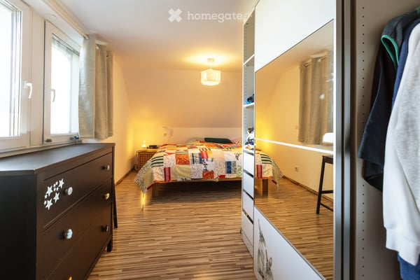 FOLGENSBOURG AU CALME AVEC VUE DOMINANTE BELLE MAISON SOIGNÉE DE 202 M² AVEC PISCINE 7