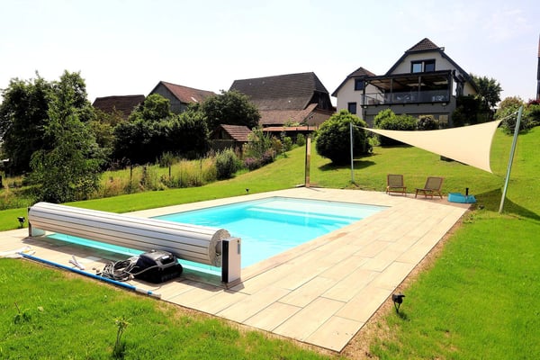 FOLGENSBOURG AU CALME AVEC VUE DOMINANTE BELLE MAISON SOIGNÉE DE 202 M² AVEC PISCINE 1