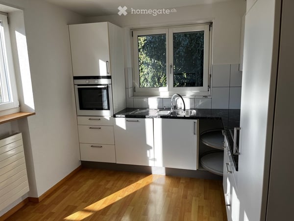 Charmante 5-Zimmer-Wohnung mit Balkon, Hobbyraum und Garten in Finsterhennen 9