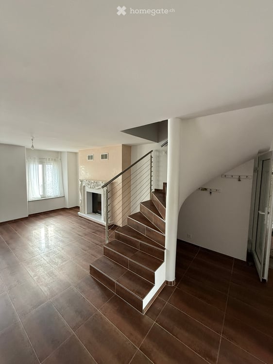 Grosszügige 5½-Zimmer-Maisonettewohnung mit Cheminée, Privatgarten und ausgebautem Dachgeschoss 7