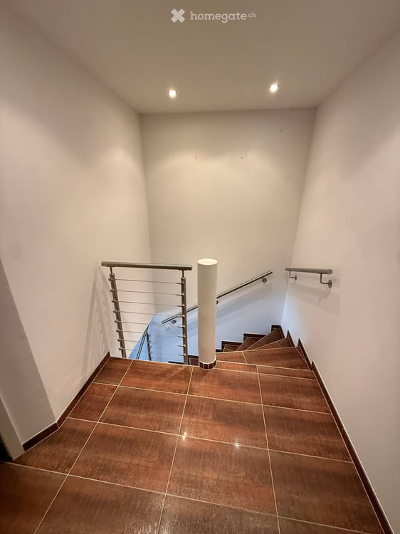 Grosszügige 5½-Zimmer-Maisonettewohnung mit Cheminée, Privatgarten und ausgebautem Dachgeschoss 8