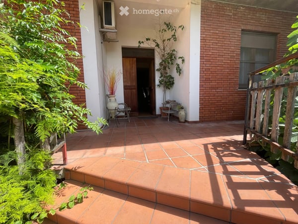 Villa indipendente con giardino e terrazzo panoramico — Mogoro (OR) 1