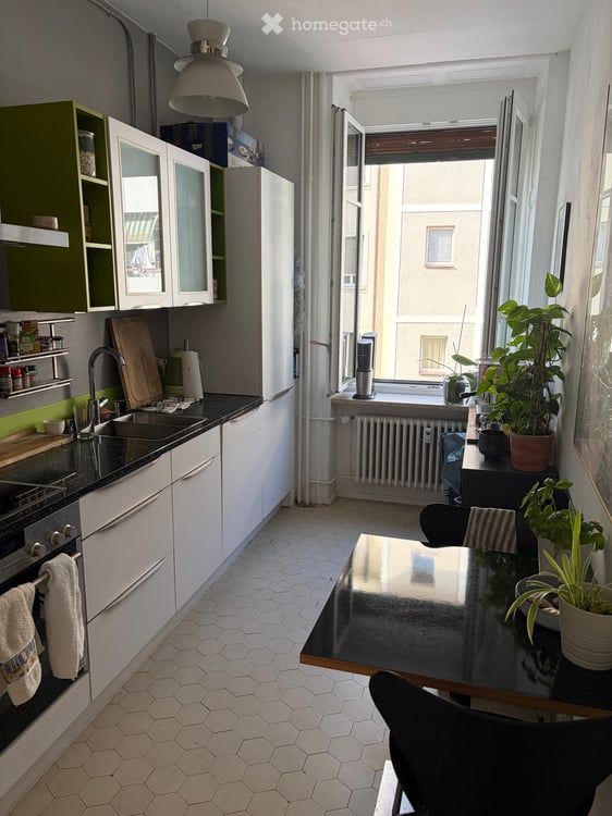 Charmante 3.5-Zimmer-Altbauwohnung mit Balkon in Basel – ab Oktober 2026 2