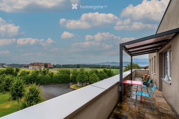 Grosszügige 5.5-Zimmer-Dachwohnung mit Panoramablick in Eschenbach LU 20
