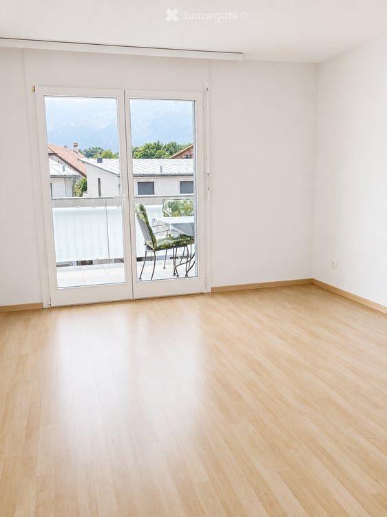 Helle 4.5-Zimmer-Wohnung mit Bergblick in Uetendorf 5