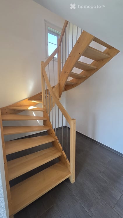 Charmante 4.5-Zimmer-Maisonette-Wohnung in Oetwil am See 5
