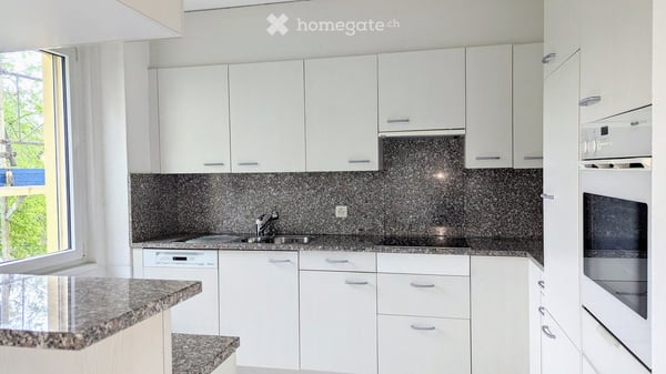 Helle 4.5-Zimmer-Wohnung mit Balkon und Garage in St. Gallen 5