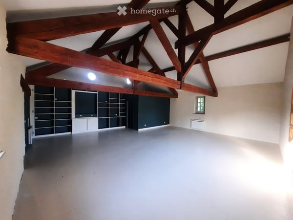 Local commercial de caractère à Coppet – 140 m² rénovés dans un bâtiment historique 2
