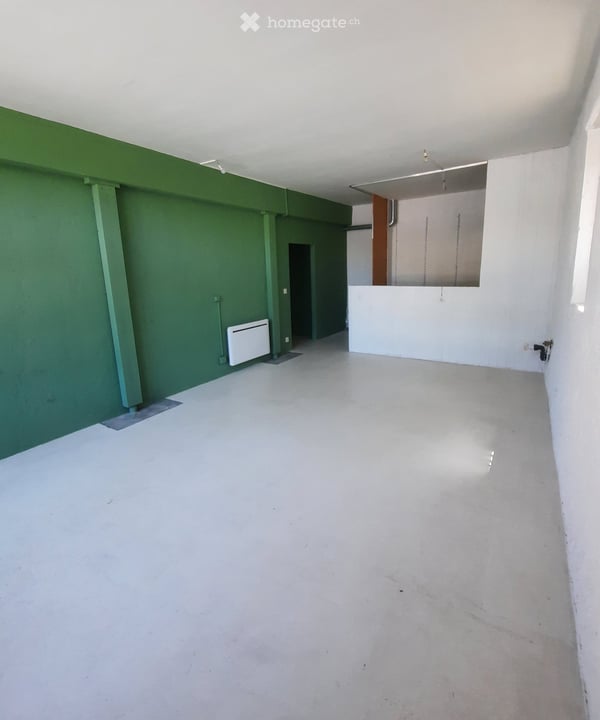 Local commercial de caractère à Coppet – 140 m² rénovés dans un bâtiment historique 3