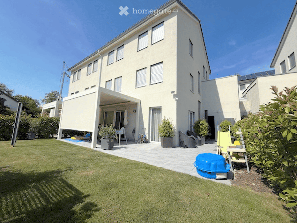 Doppeleinfamilienhaus in Zeihen 1