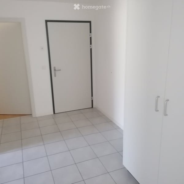 Gemütliche 2.5-Zimmer-Wohnung mit Balkon in Brünisried 9