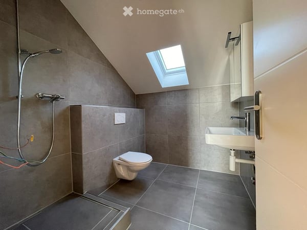 Charmante 1.5-Zimmer-Dachwohnung mit Balkon in Frenkendorf 7