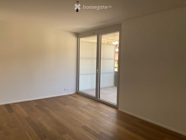 Appartements neufs de 2.5 pièces avec deux balcons à Peseux/NE, parking inclus. 4