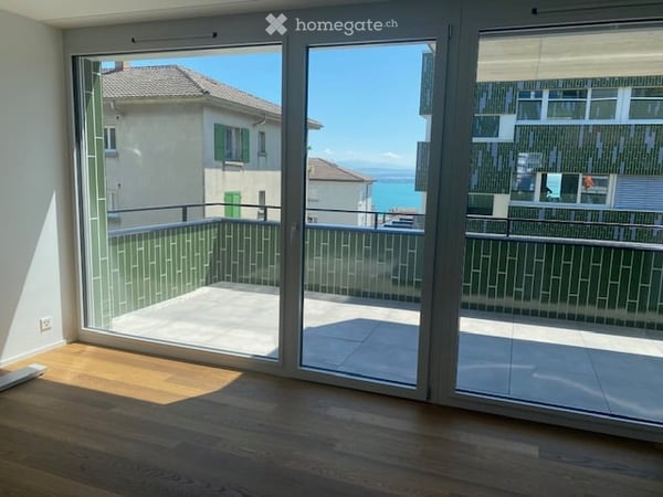 Appartements neufs de 2.5 pièces avec deux balcons à Peseux/NE, parking inclus. 22