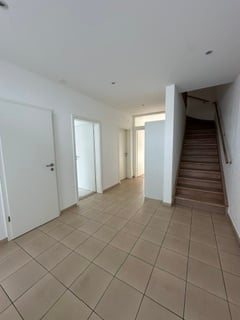 Maison mitoyenne spacieuse de 6.5 pièces à Bulle – Disponible immédiatement 3