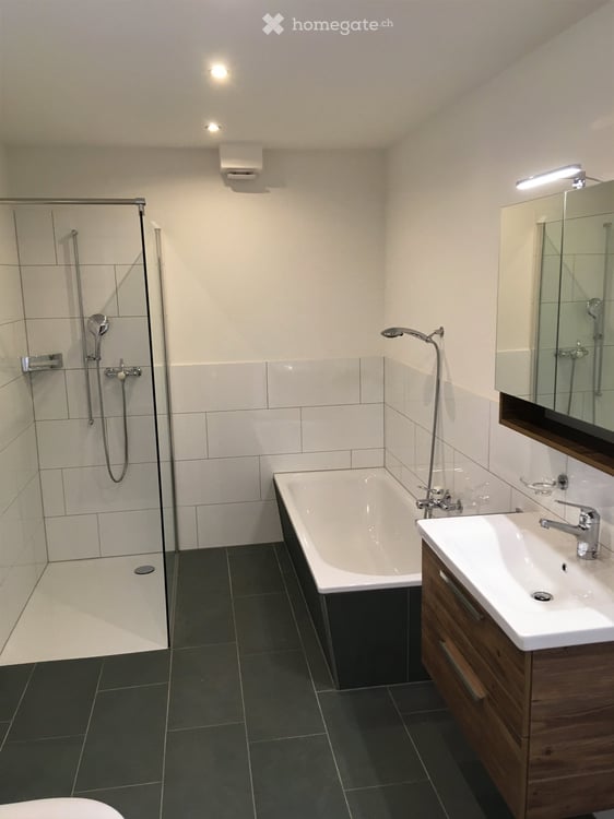 Charmantes 2.5-Zimmer Loft in Davos Frauenkirch, 2019 renoviert, 2026 neue Fenster 6