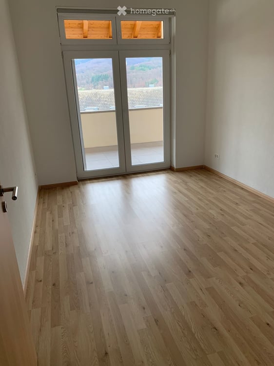Herrliche 4.5-Zimmer-Wohnung mit grosser Terrasse in Aesch BL 12