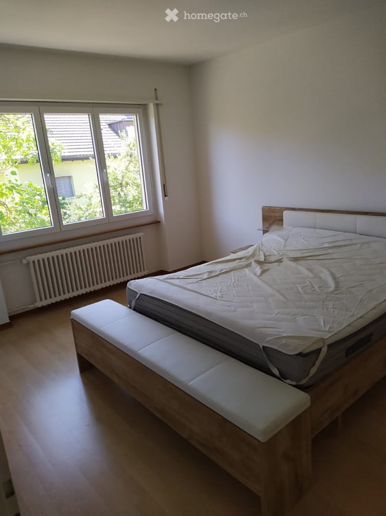 Charmante 2-Zimmer-Wohnung mit Balkon und schöner Aussicht zum Gurten in Bern 5