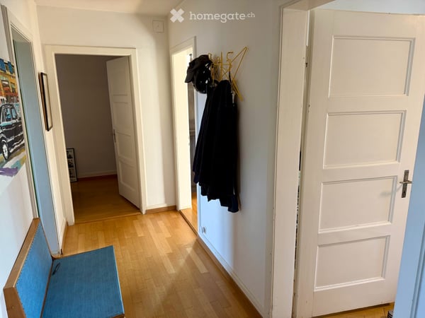 Charmante 3-Zimmer-Altbauwohnung inkl. Parkplatz an ruhiger und zentraler Lage in Zürich 5