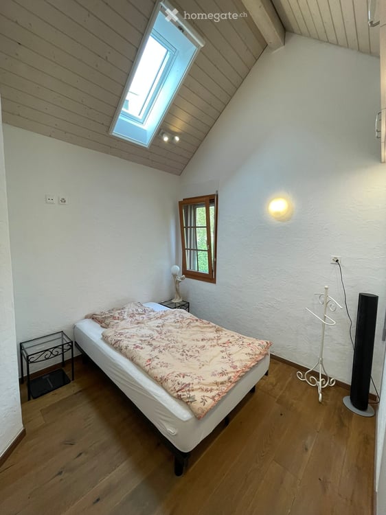 Charmante und sehr schöne 2.5-Zimmer-Dachgeschosswohnung 15