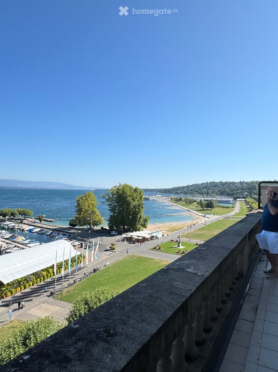 Superbe appartement de réception face au lac avec une vue imprenable au 6ème étage 24