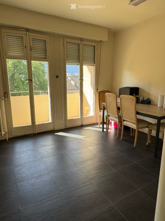 Superbe appartement de réception face au lac avec une vue imprenable au 6ème étage 17
