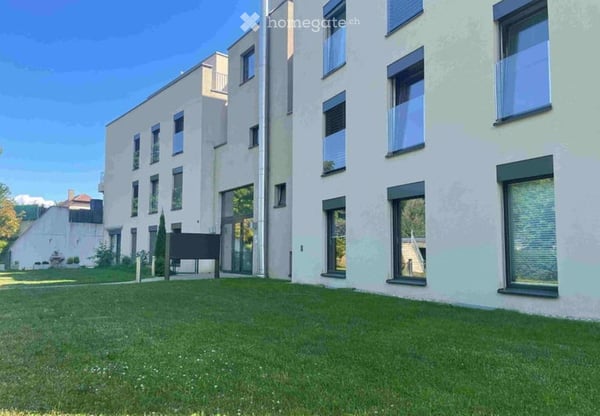 Lumineux appartement de 3,5 pièces avec balcon à Areuse – disponible immédiatement ! 12