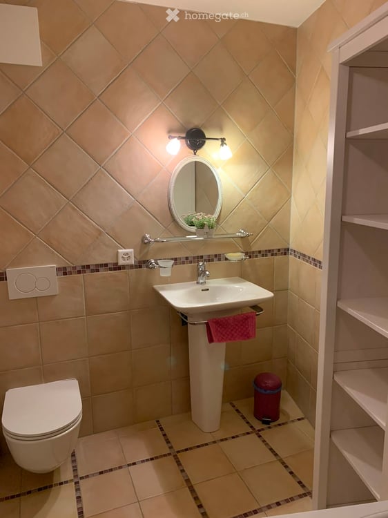 Lumineux appartement de 3,5 pièces avec balcon à Areuse – disponible immédiatement ! 4
