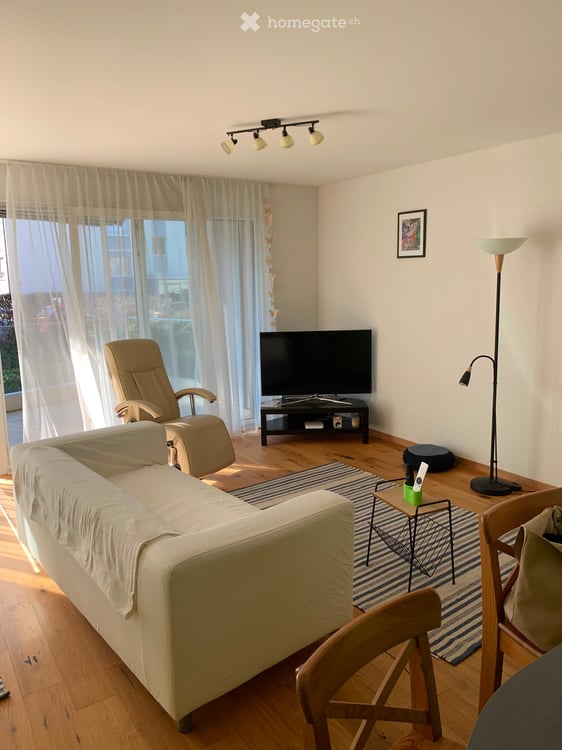 Lumineux appartement de 3,5 pièces avec balcon à Areuse – disponible immédiatement ! 10
