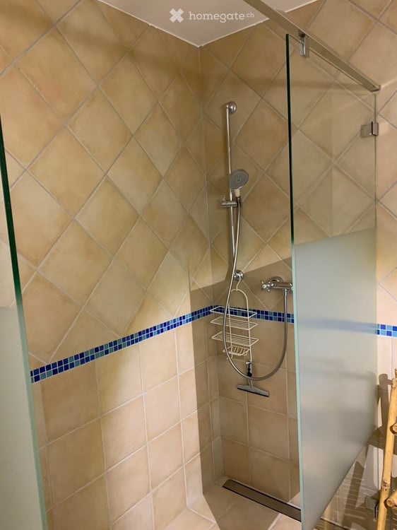 Lumineux appartement de 3,5 pièces avec balcon à Areuse – disponible immédiatement ! 7