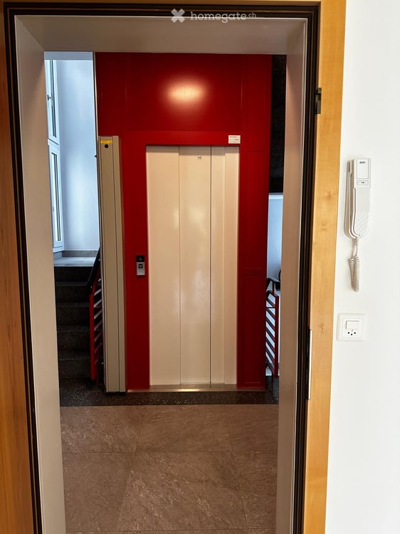 Helle, komplett renovierte Wohnung an zentraler Lage in Brig 13