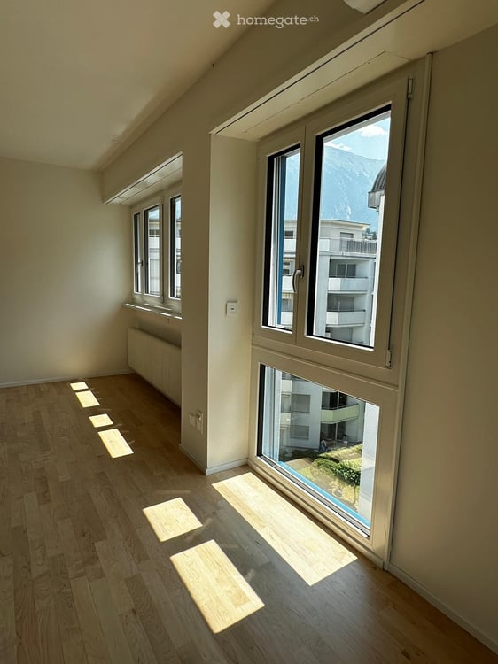 Helle, komplett renovierte Wohnung an zentraler Lage in Brig 9