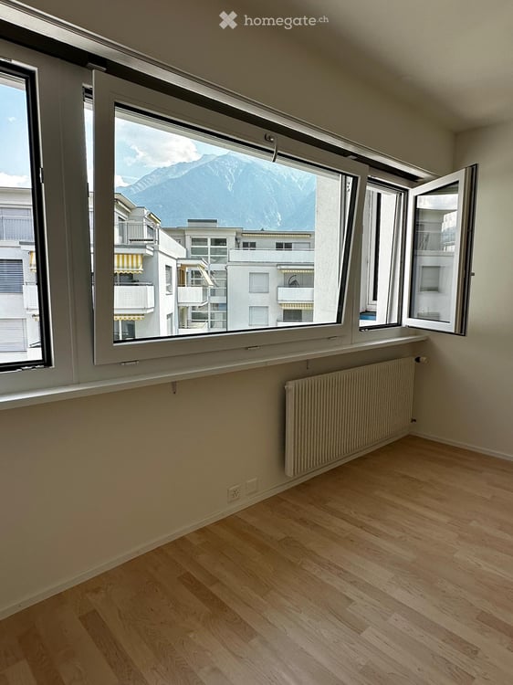 Helle, komplett renovierte Wohnung an zentraler Lage in Brig 10