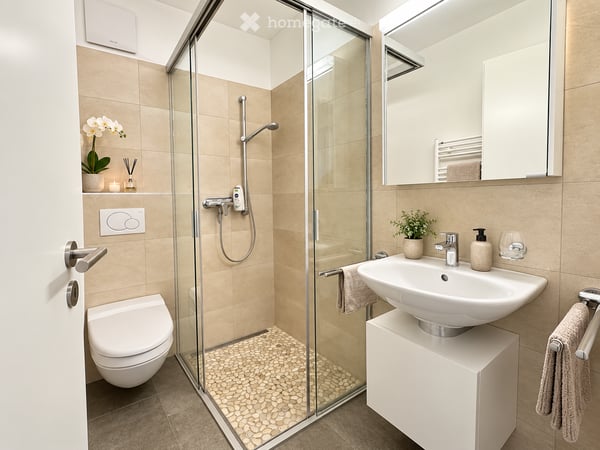 Zweitwohnsitz 2,5-Zimmer-Terrassenwohnung in Losone 13