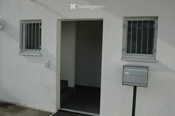 schöne grosse zweistöckige 4.5 Zimmer Wohnung in Kestenholz zu vermieten 21