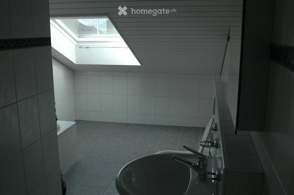 schöne grosse zweistöckige 4.5 Zimmer Wohnung in Kestenholz zu vermieten 15